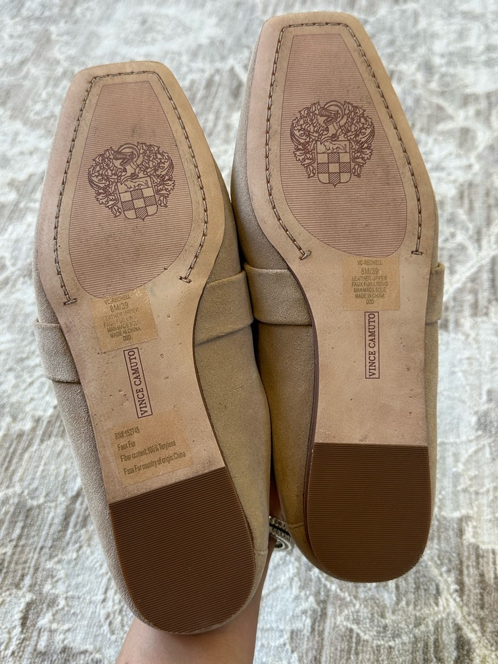 Vince Camuto NWOT Taupe Suede Shearling Gold Slip On Loafers (Mens 8/Womens 9.5) - Picture 10 of 11